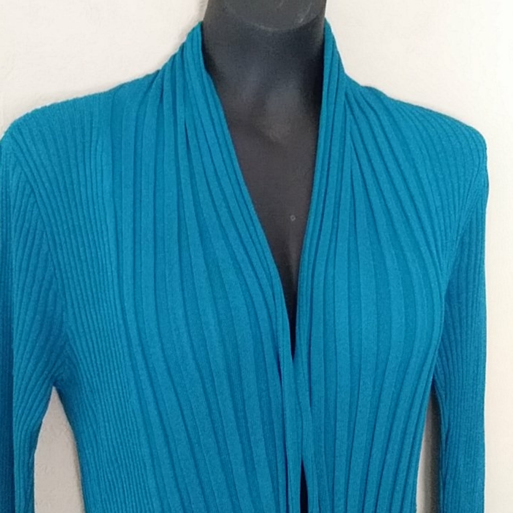 NWOT Teal/Green Ladies Sweater/Vest